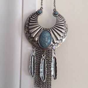 Vintage style silver necklace